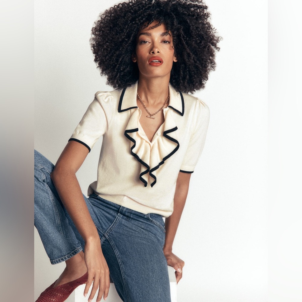NWT Boden Ruffle Collar Knitted T-Shirt in Warm Ivory